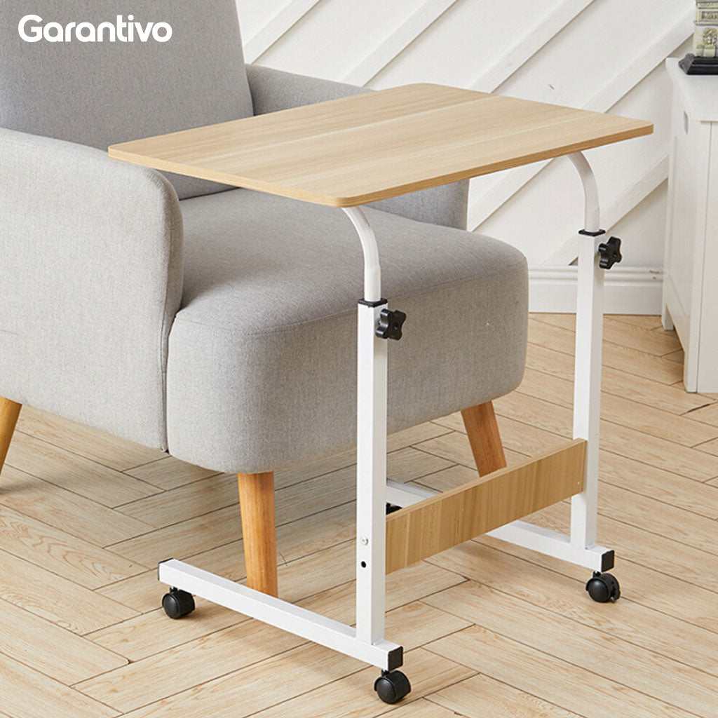 Mesa auxiliar ajustable con ruedas para cama y sofá